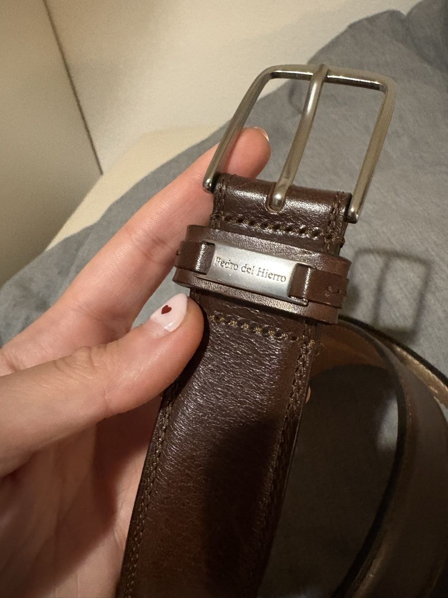 Cinture: Belt Brown Leather size 90 – Nuovo (secondo la descrizione) da Lausanne venduto da mar_s2w8 1