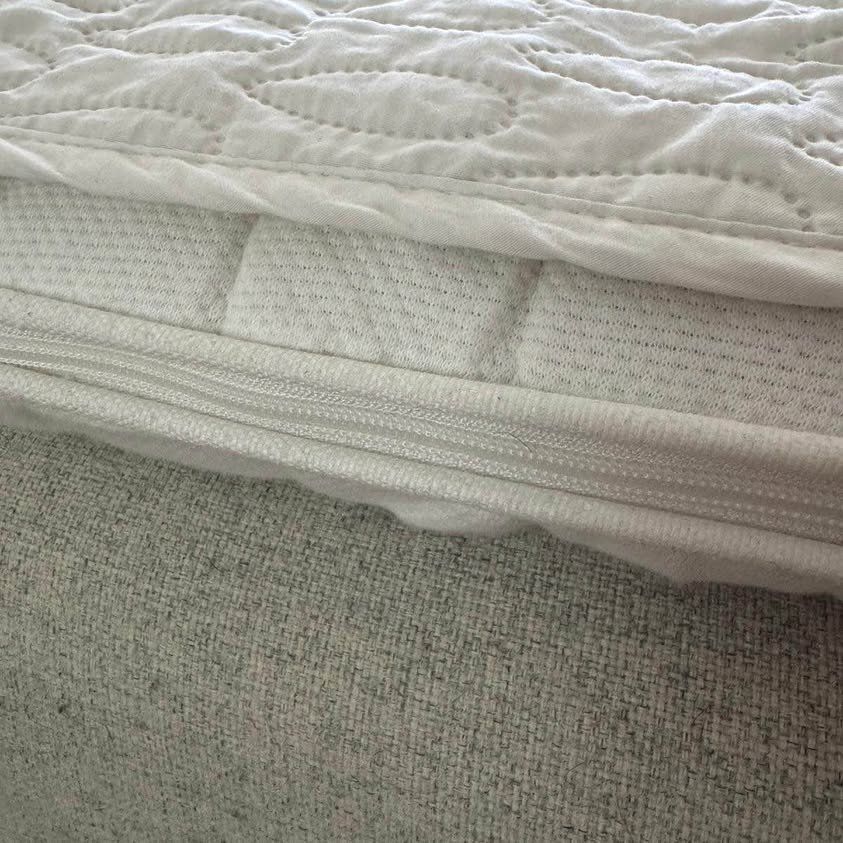 Ikea Letti: IKEA DUNVIK Bett mit TUSSÖY Memory-Foam-Topper + Matratze – Usato da Luzern venduto da SimBim5 5