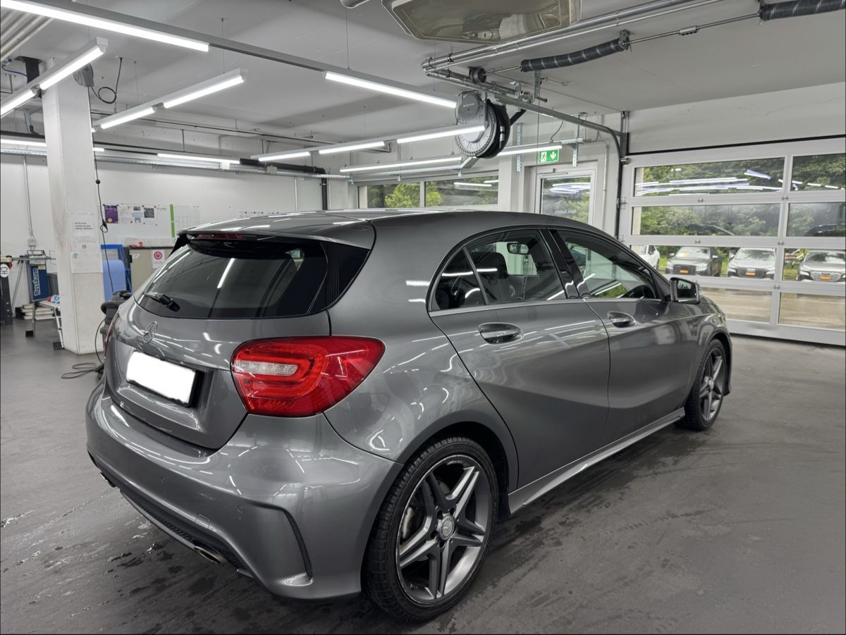 Mercedes-Benz Automobili: Mercedes A200 – Usato da Niederweningen venduto da strikerds 2