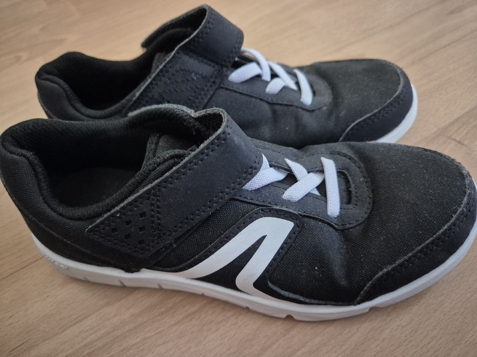 Schuhe für Jungen: Schuhe Gr.35  – Gebraucht aus Kappel SO von tiger1921 1