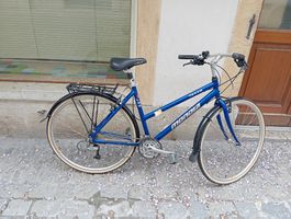 Mondia Swiss vélo dame 28 pouces