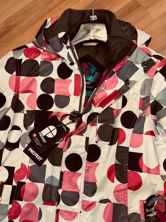 Mädchen Ski-/SB-Jacke "PROTEST" Gr.164, fabrikneu