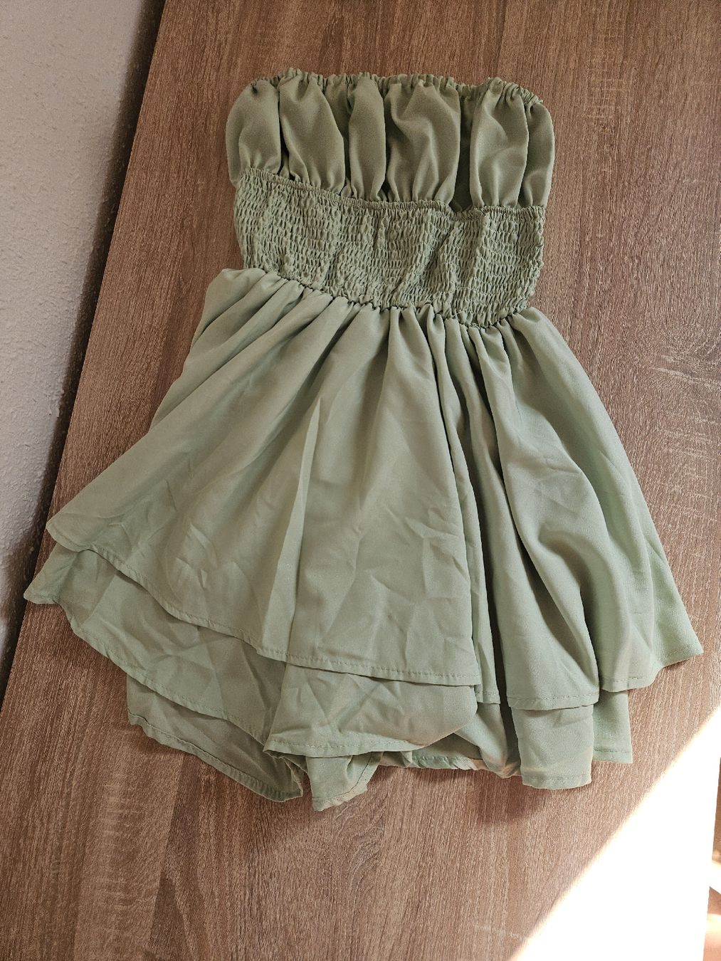 Robes: Kleid trägerlos mintgrün von Temu – Neuf (Voir description) à Ebikon par SecondChance_byM