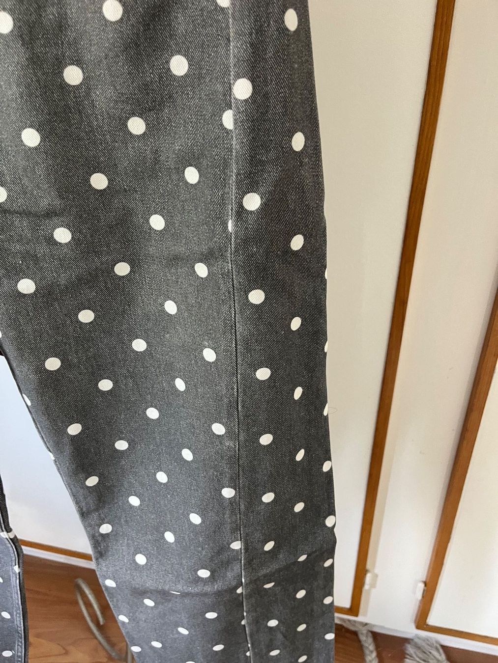 Zara Jeans: ZARA Jeans dots Gr. 40 – Usato da Utzenstorf venduto da Ismaele 2