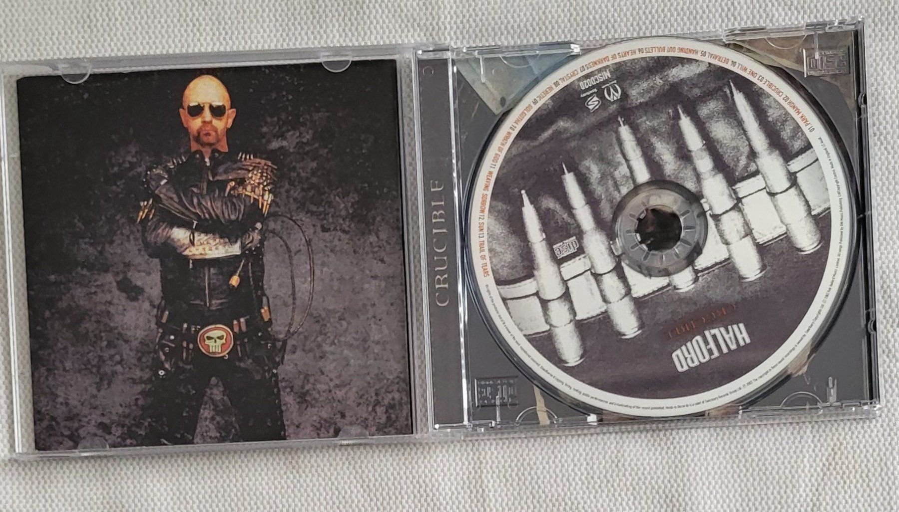 CD: Halford - Cricible – Usato da Villars-sur-glane venduto da Epsilonhike 2