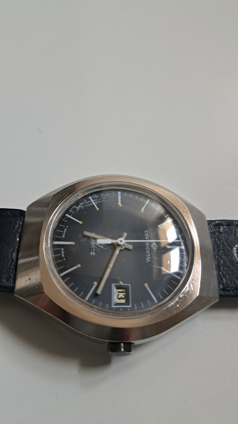 Continental Orologi: Montre Continental electronic bracelet cuir noir ... – Usato da Clarens venduto da mig_f5z9 1