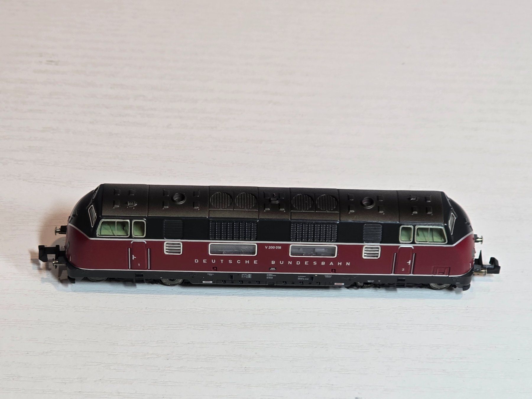 Trix Modellini di ferrovie: Trix, 12402, DB, V 200, mit Schnittstelle, Vitrine – Nuovo (secondo la descrizione) da Kloten venduto da Nicola2 1
