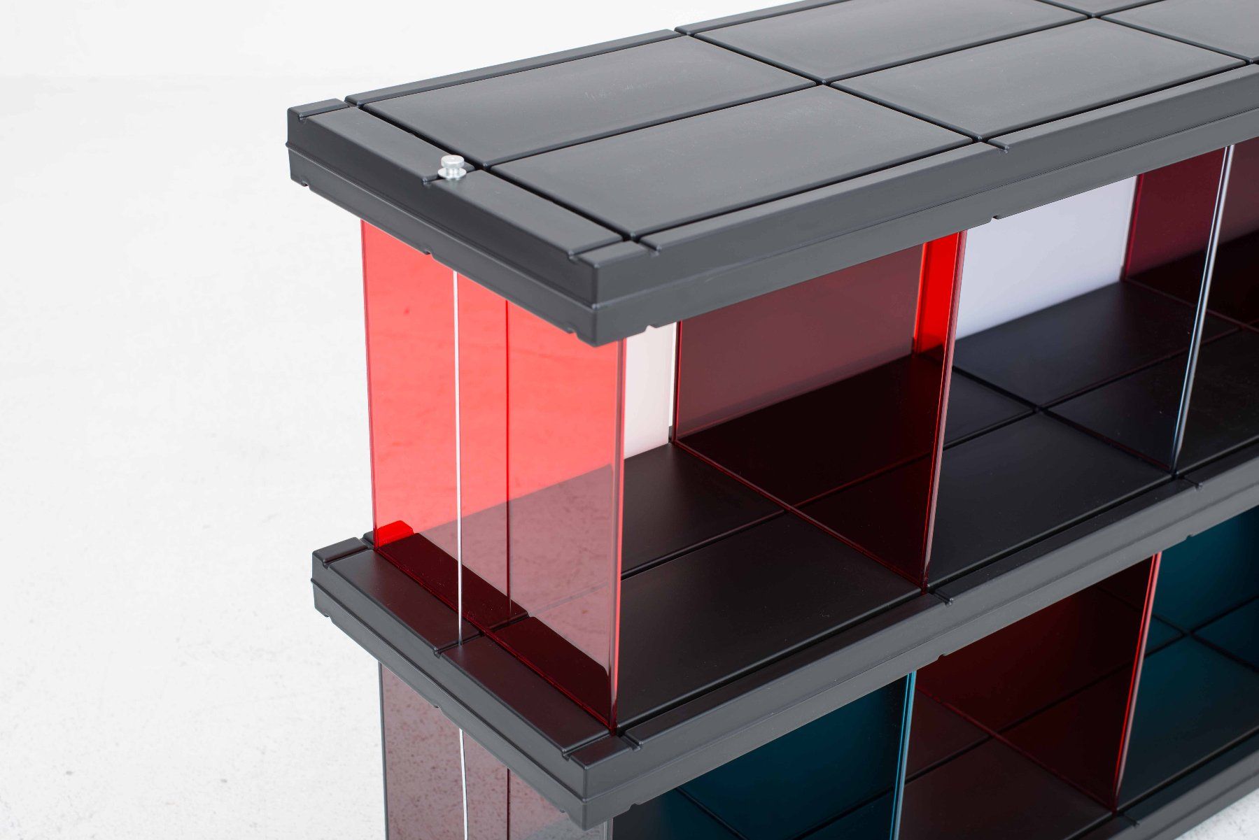 Vitra Cassettiere: Vitra Self Sideboard von Ronan & Erwan Bouroullec – Usato da Zürich venduto da STUZH38 4