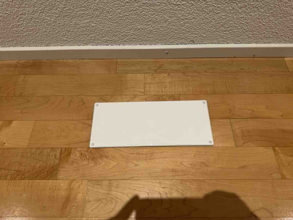 Apple Monitor: Apple Thunderbolt Display 27" (A1407) + Apple Magic Keyboard – Usato da Zürich venduto da egg_NLL33 4