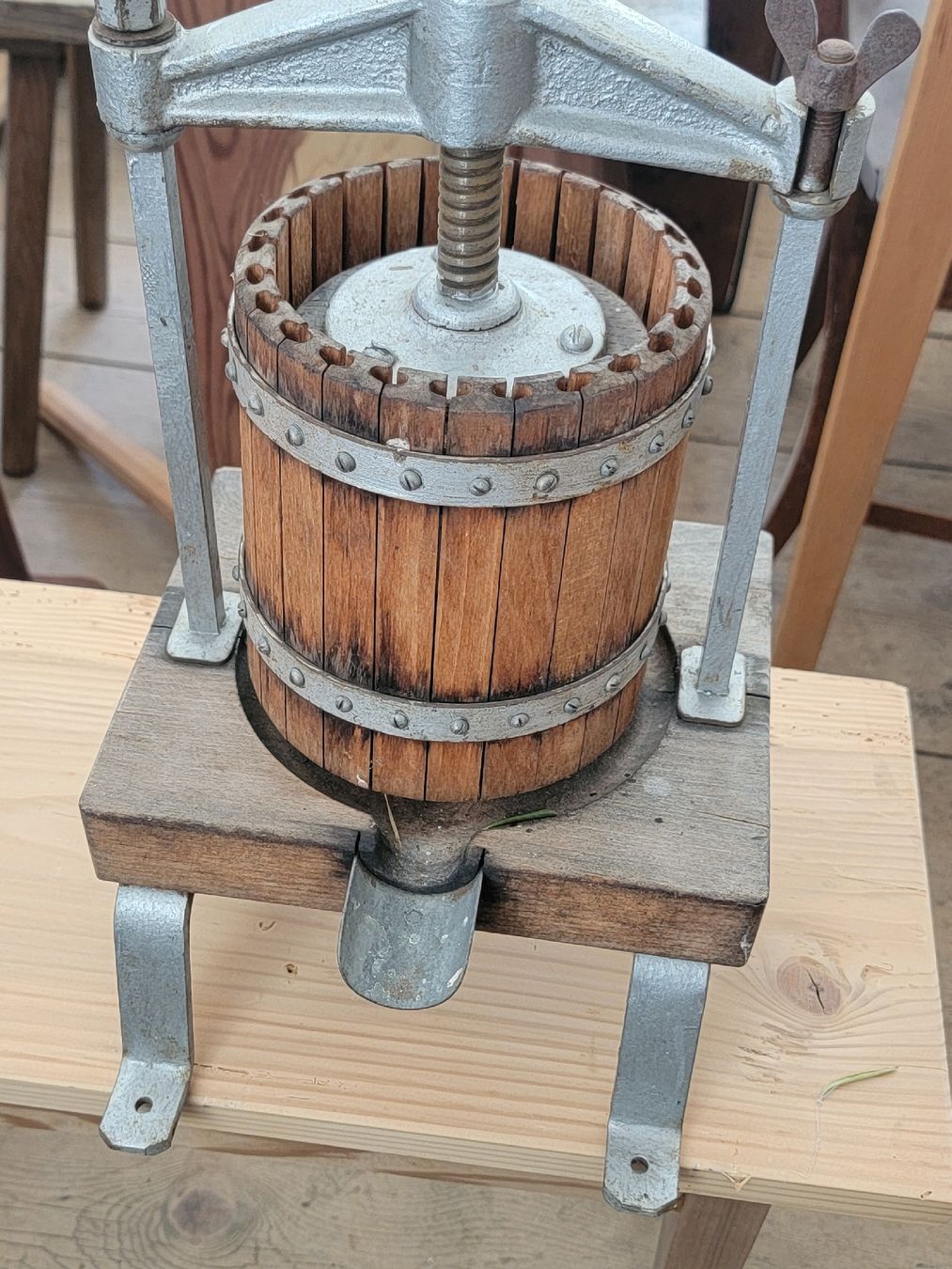 Appareils de cuisine: Kleinere Obstpresse – D'occasion à Sils im Domleschg par platin01 3