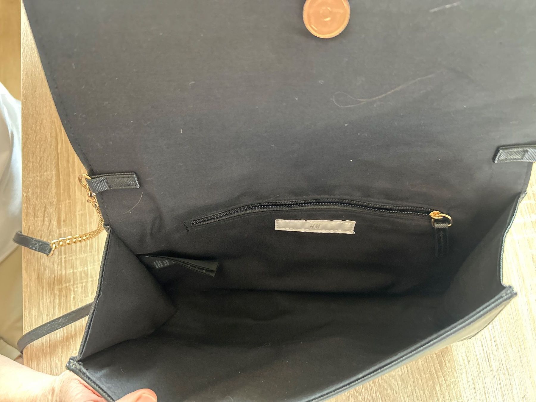 H&M Sacs femmes: Umhängetasche schwarz von H&M – D'occasion à Brunnen par Nala2929 7