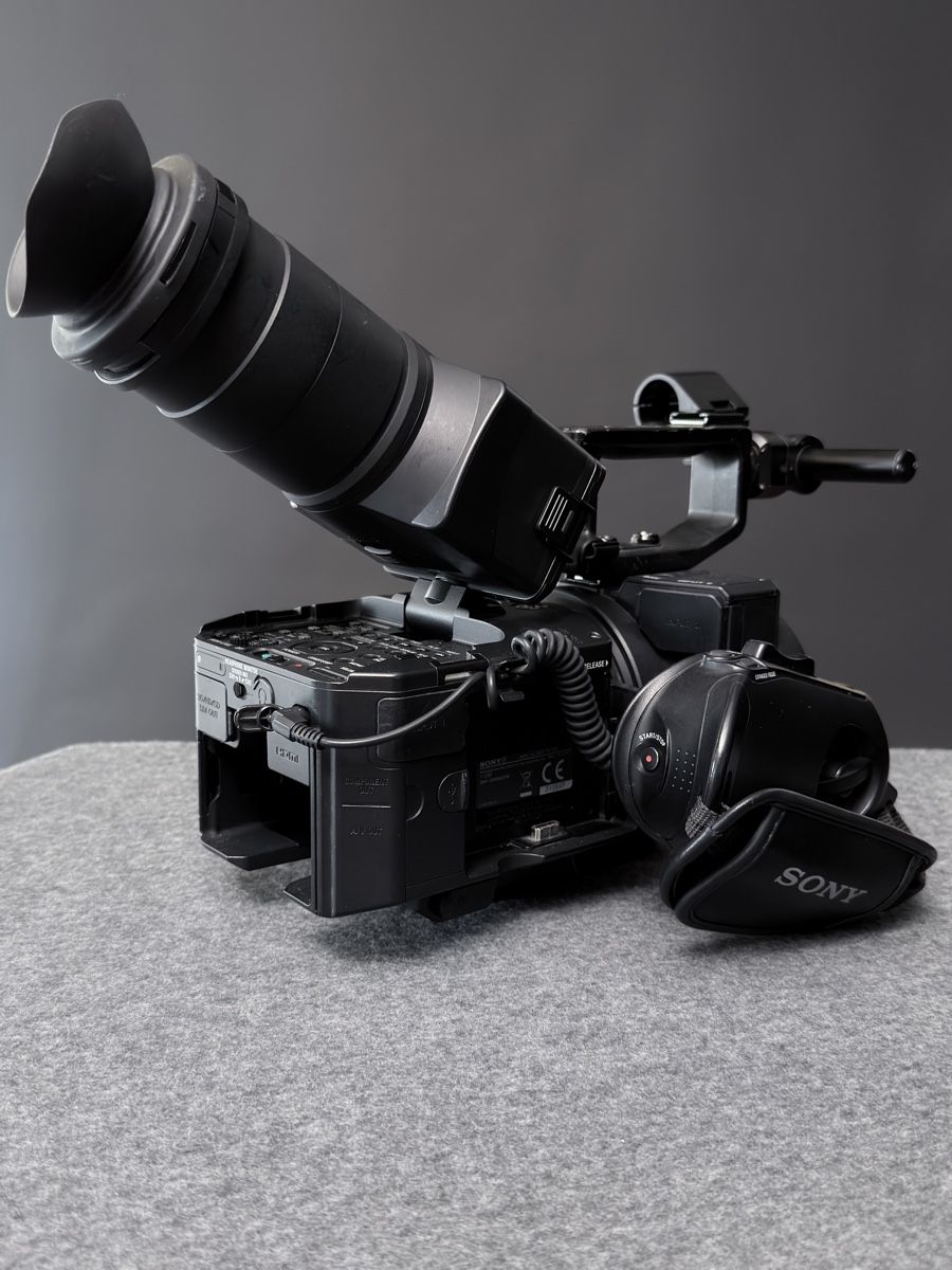 Sony Videocamere: Sony Nex-FS700 Upgrade RAW 4K – Usato da Renan BE venduto da Pro7Concept 1