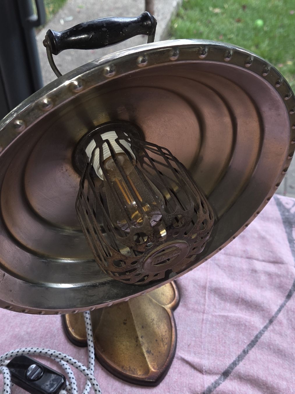 Lampade: Tischlampe – Usato da Däniken SO venduto da sugar-honey-pie 2
