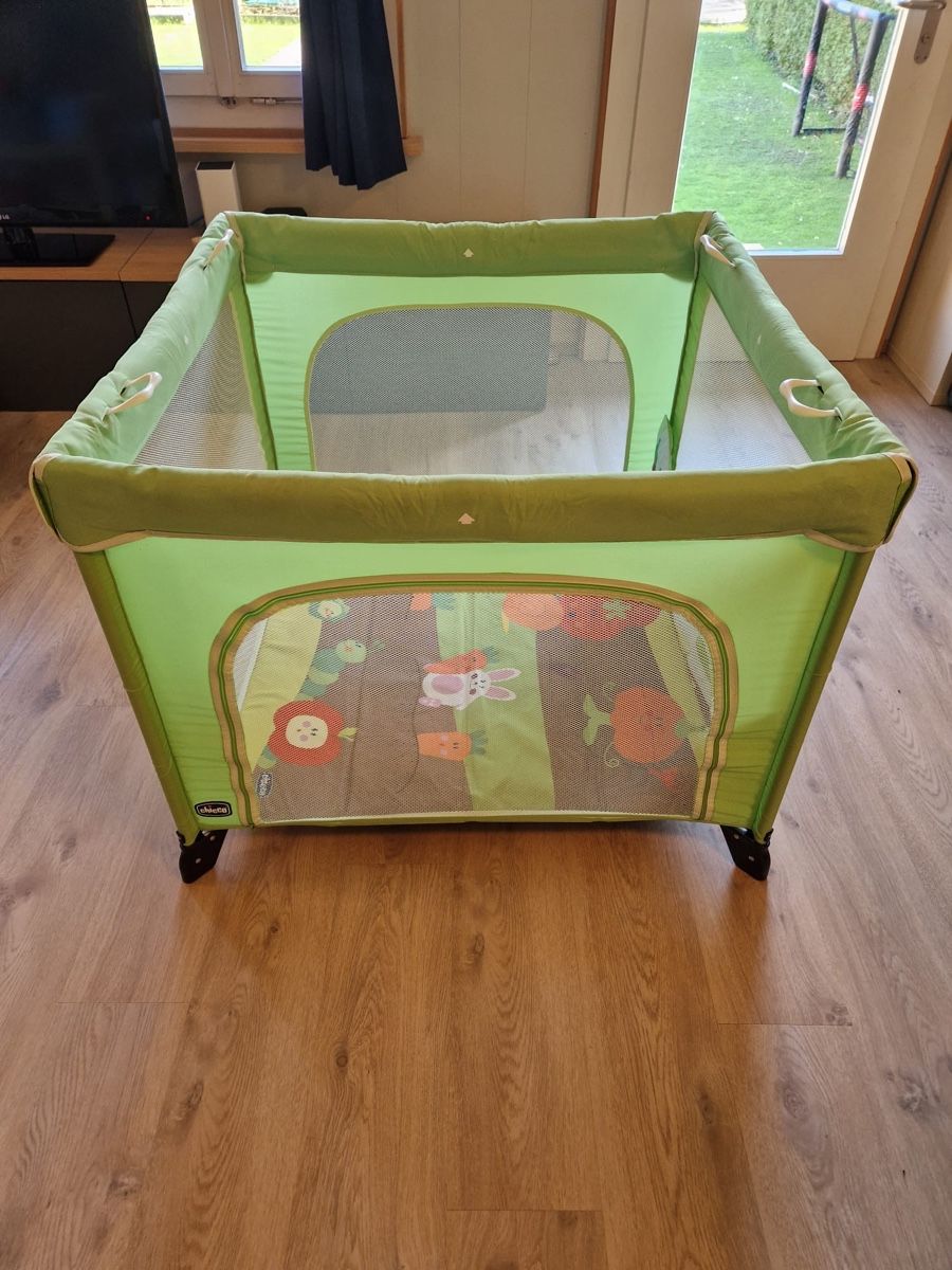 Chicco Box & Barriere di sicurezza: Chicco Laufgitter Reisebett – Usato da Bolligen venduto da mel_c65c 1