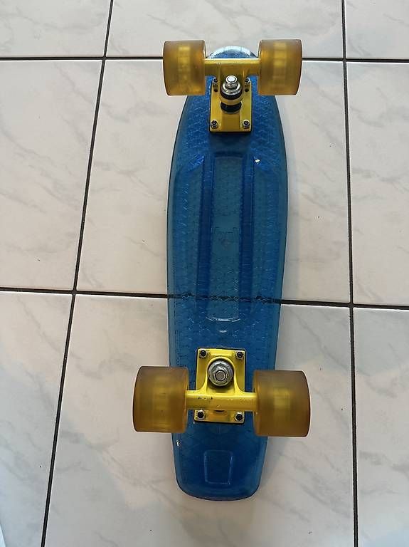 Skateboards: Pennyboard – D'occasion à Steffisburg par jul_h5f7 2