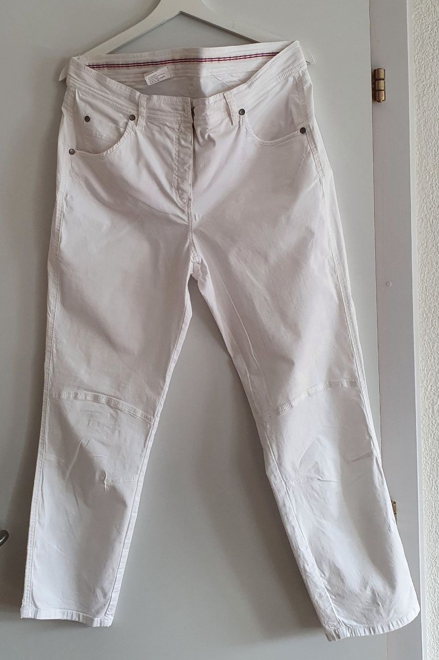 Pantaloni: Weisse Sommerhose, CHOCCI, Gr. 42 – Usato da Niederlenz venduto da clea50