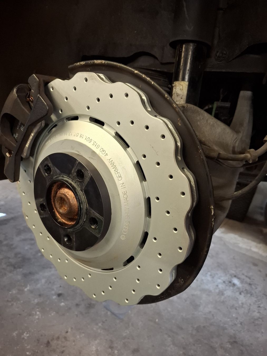 Audi Tutti pezzi di ricambio auto: Kit Frein complète Rs6 C7 13/18 – Nuovo (secondo la descrizione) da Romont FR venduto da ped_87gp 5