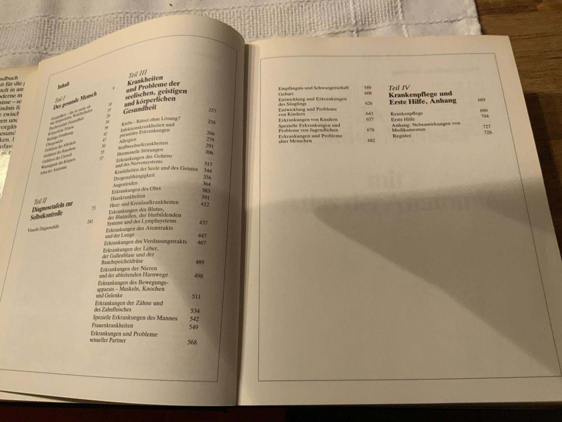 Livres: Handbuch der Gesundheit – D'occasion à Schübelbach par S1CH 2