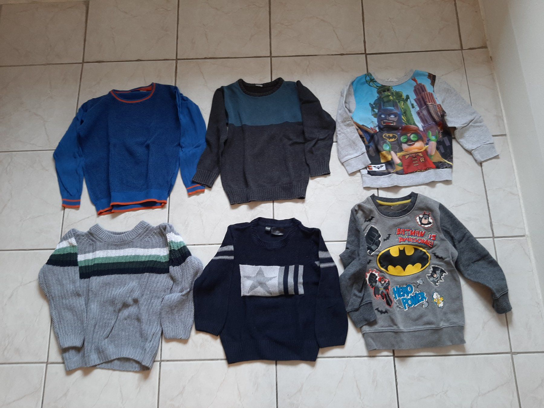 Lotti & Set di vestiti: Kleiderpaket gr 110 – Usato da Brissago venduto da lucabell 7