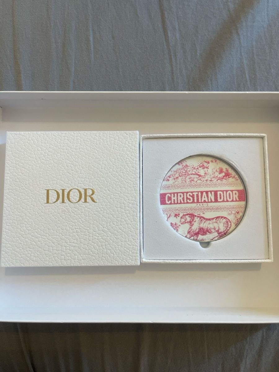 Dior Specchi: Dior Taschenspiegel – Nuovo (secondo la descrizione) da Pfäffikon ZH venduto da Maki_zuerich