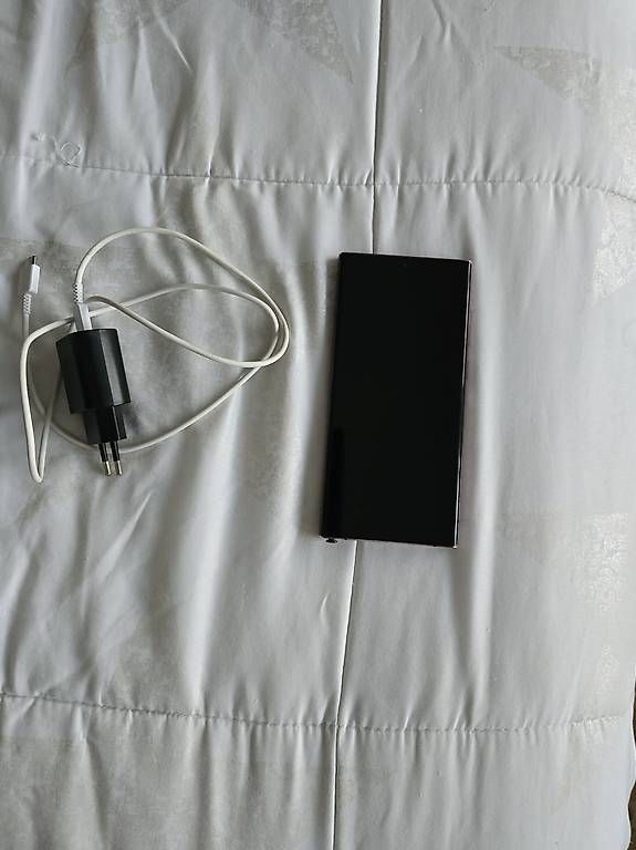 Handys / Smartphones: Samsung Galaxy S22 512 GB Speicher – Gebraucht aus Therwil von JosefinaV