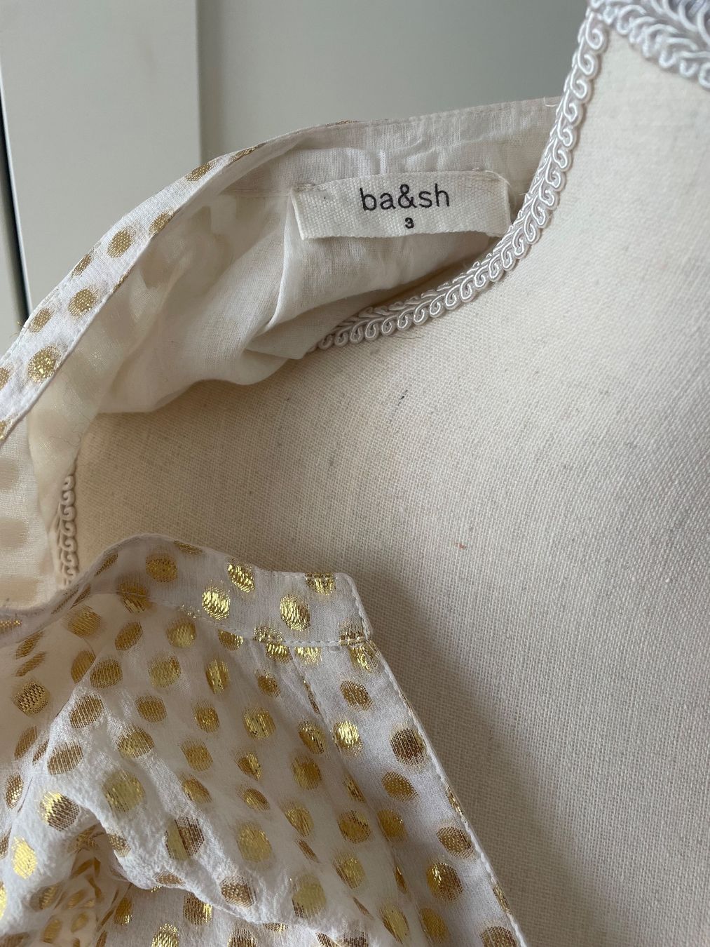 Ba&Sh Blusen: *BASH* Seiden Bluse Gold polkadots Punkte 40 – Gebraucht aus Pully von Surflime 1