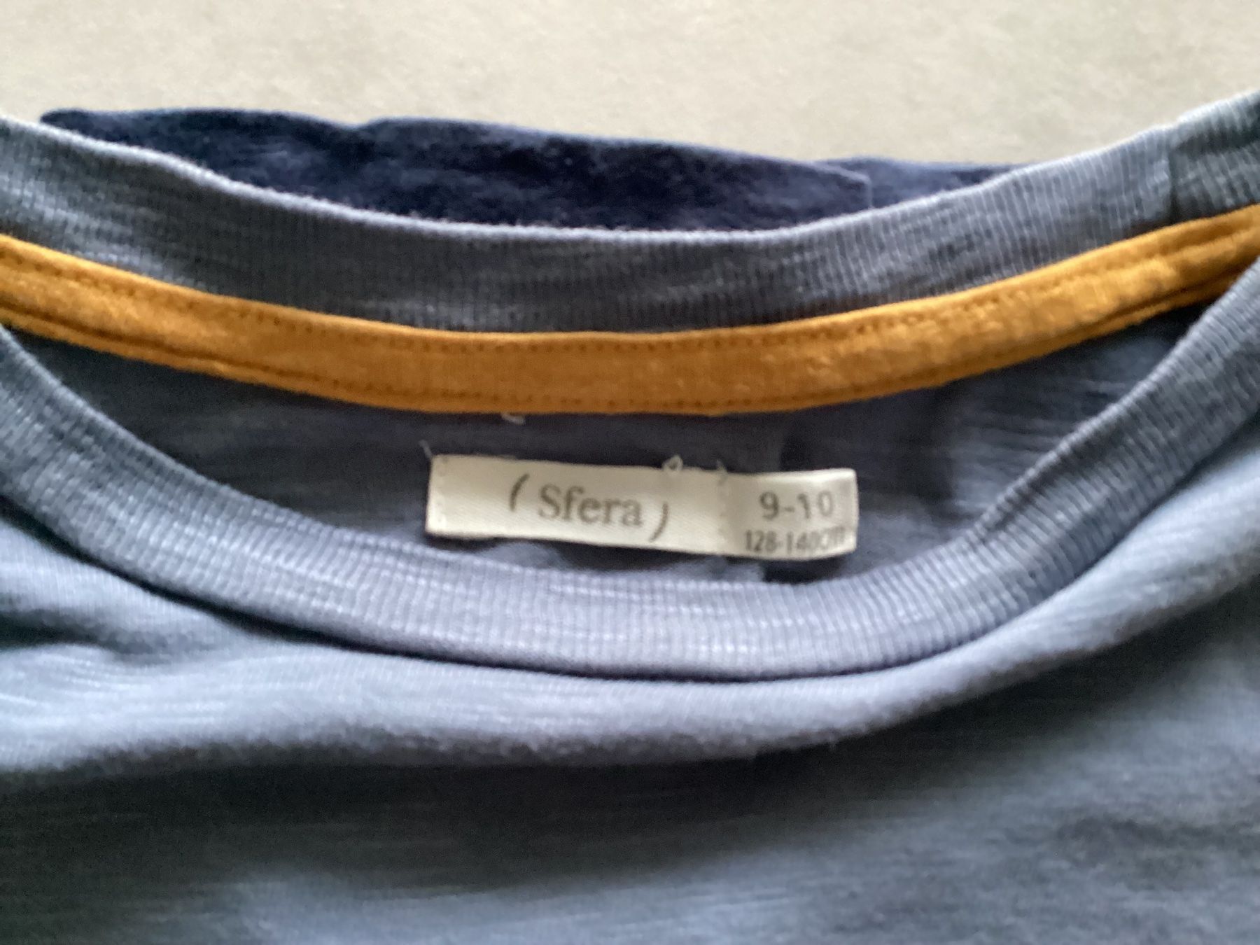 H&M Pulls et sweat-shirts: Langarmshirt blau Gr. 128/140 – D'occasion à Wagen par papai1 3