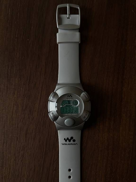 Montres: Sony Walkman - Digital Vintage Uhr – D'occasion à Rheinfelden par YannickRob 3