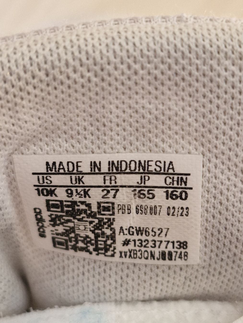 Adidas Scarpe per ragazzi: Turnschuhe Gr.27 – Usato da Disentis/Mustér venduto da epa_862v 4