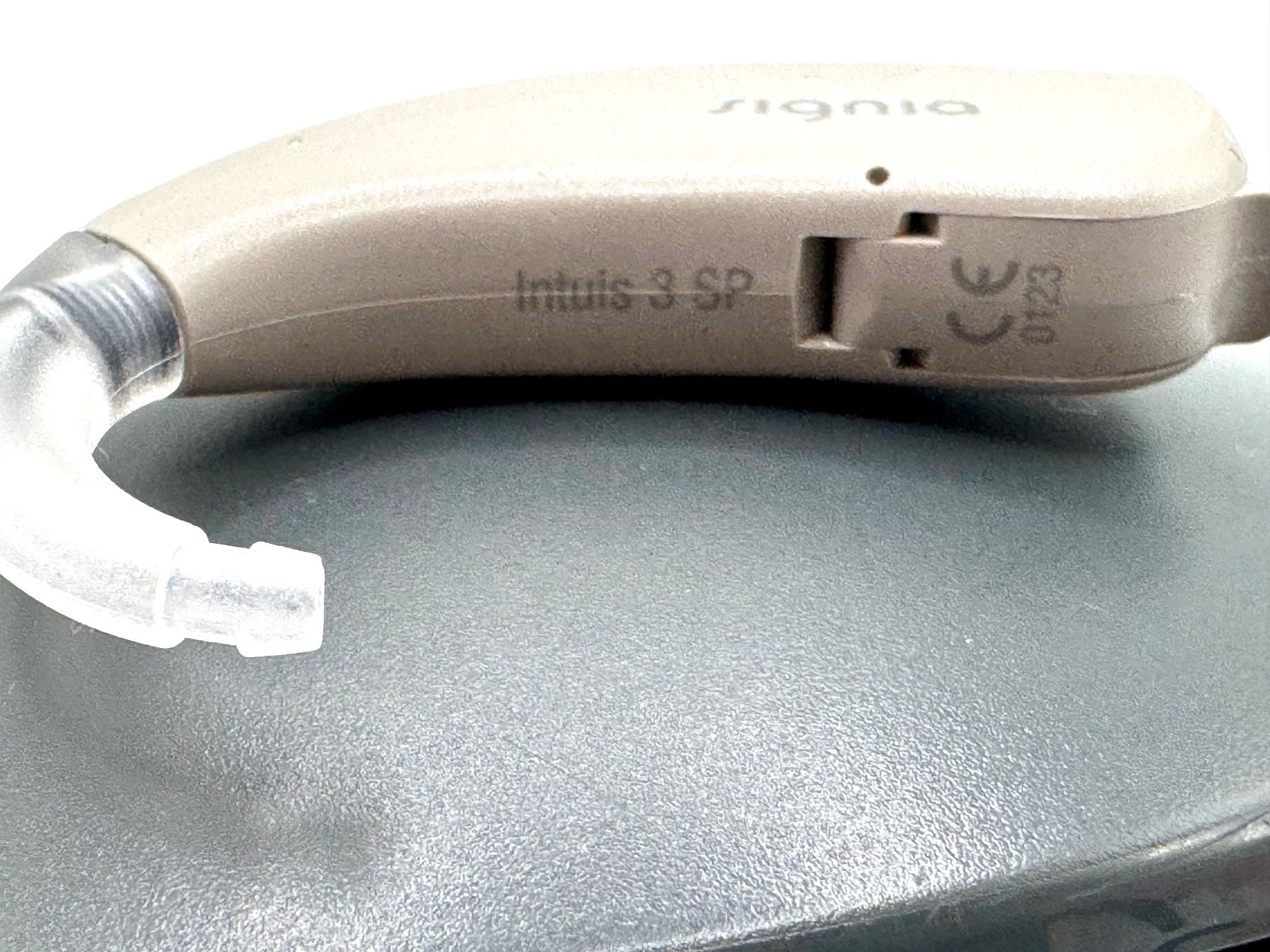 Attrezzature mediche: Signia Intuis 3 SP Hörgerät – Usato da Hermetschwil-Staffeln venduto da Sigmund57 7