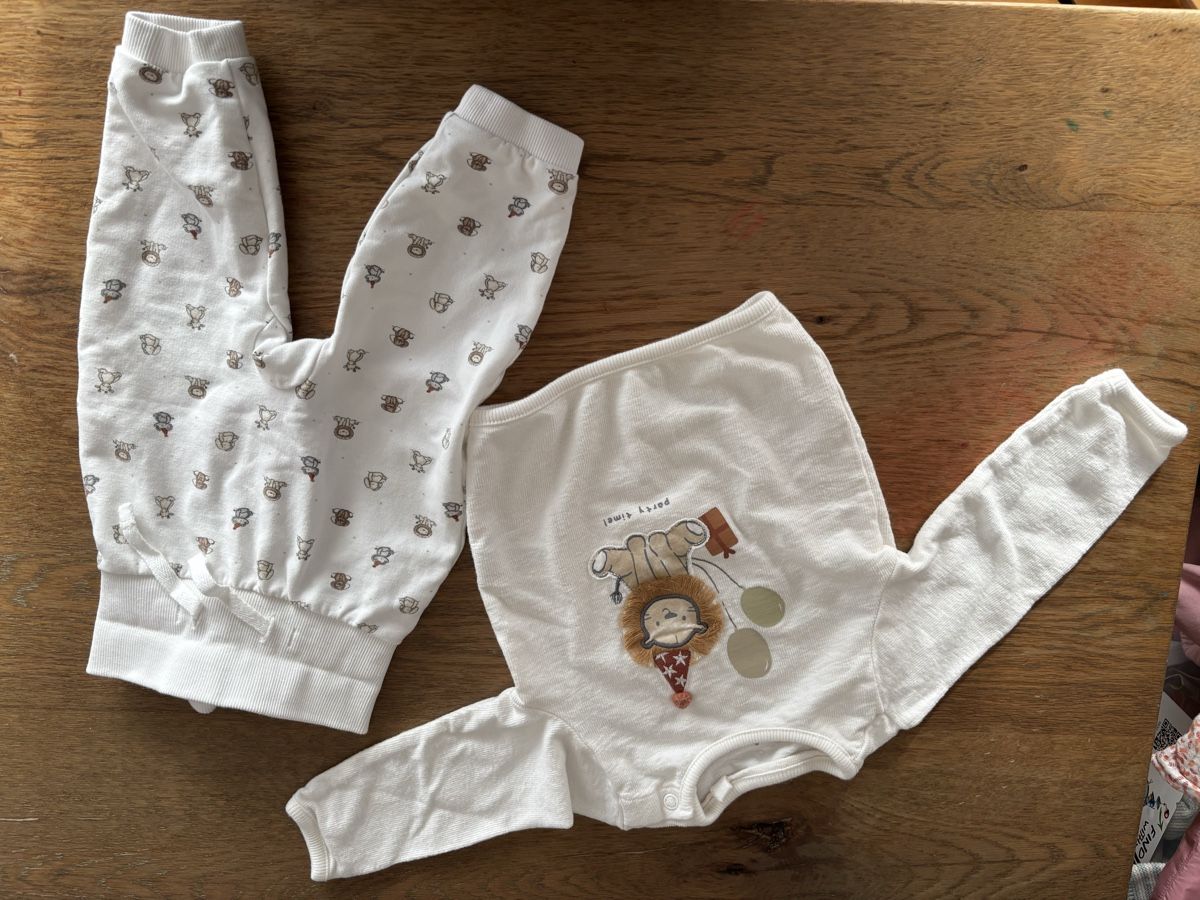 Lotti & Set di vestiti: Babykleider  – Usato da Ebikon venduto da ala_ycz5 6