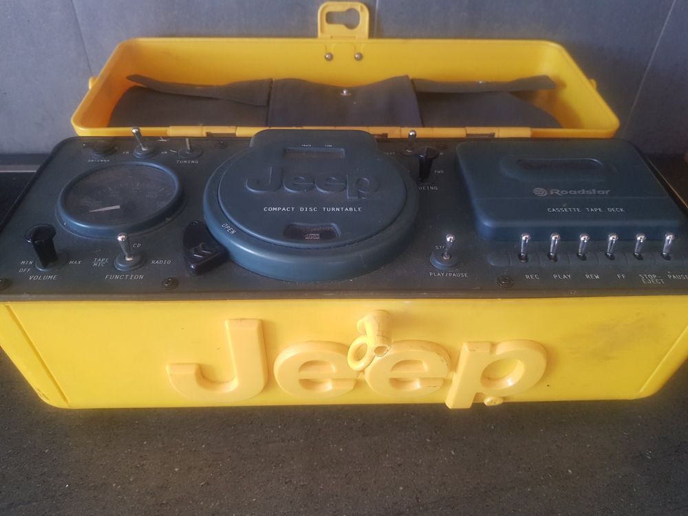 Vintage Jeep Roadstar Yellow Portable Boombox RCR 3800 Kaufen auf Ricardo