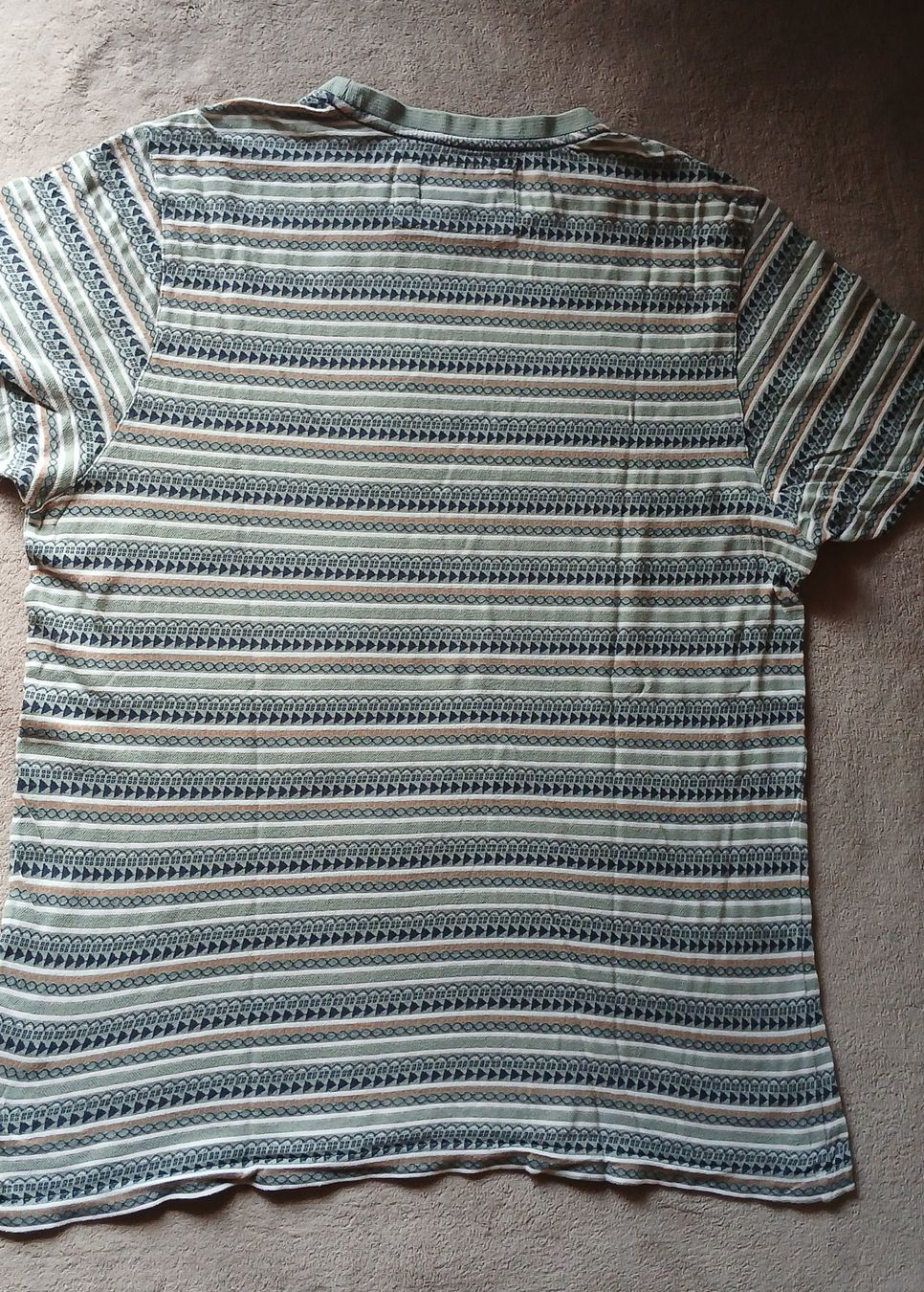 T-shirt: HALLINGER HERREN SHIRT GRÖSSE L – Usato da Villa Luganese venduto da luxlady 4