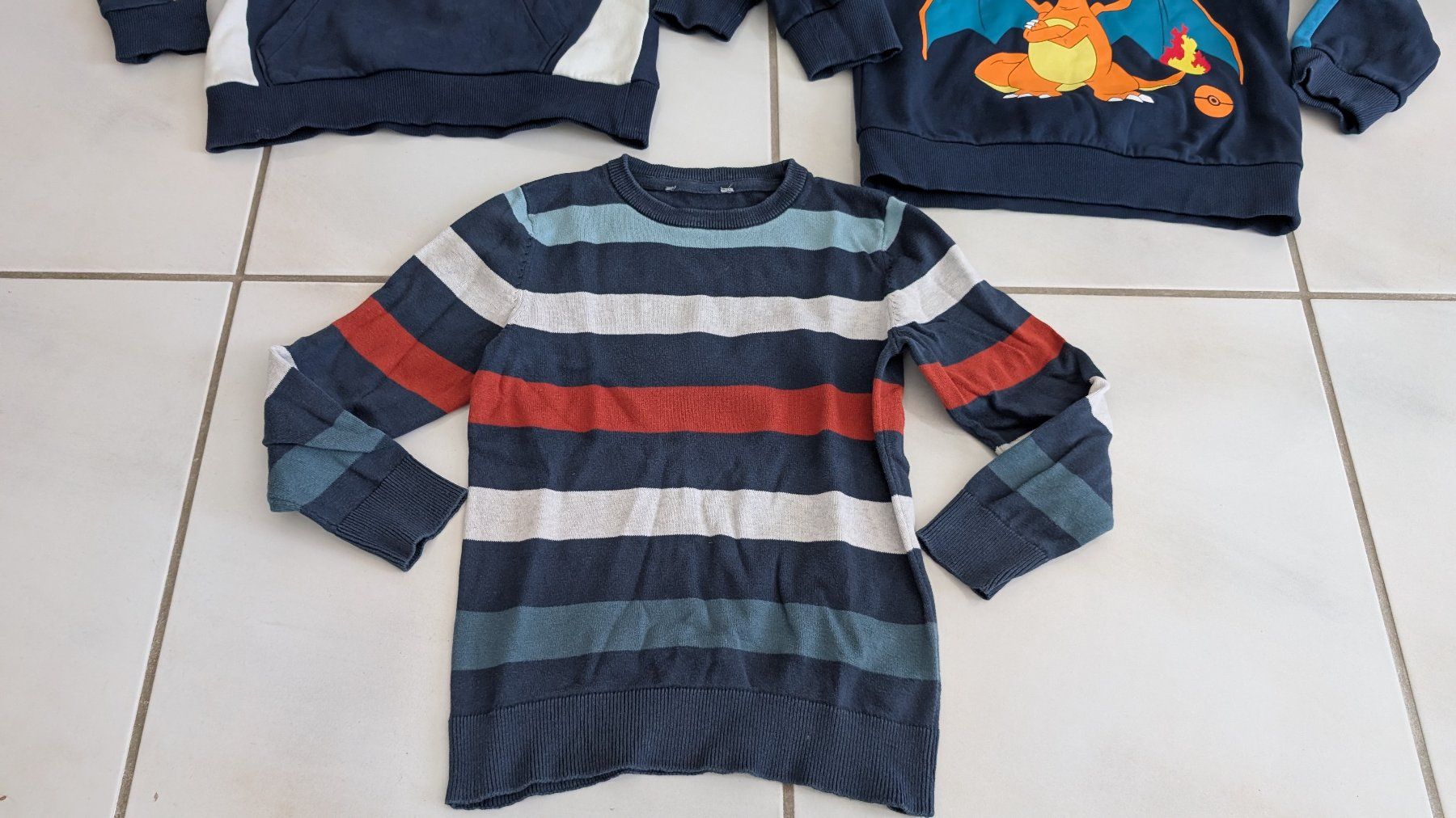 Kleiderpakete & -sets: Kleiderpaket Pullover - Grösse 122 – Gebraucht aus Oberwil-Lieli von meipa3000 3