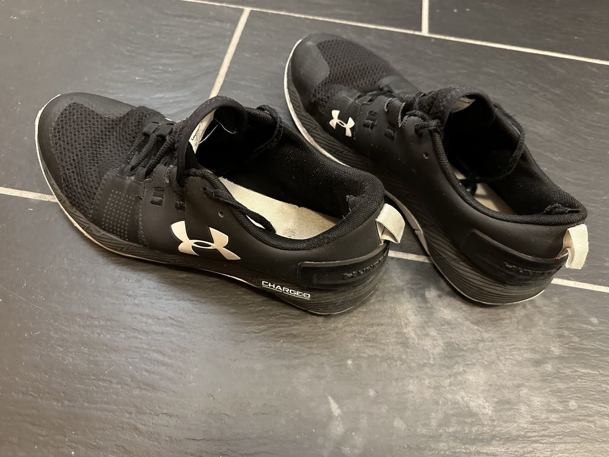 Under Armour Herrenschuhe: Under Armour Trainingsschuhe – Gebraucht aus Chur von Sim7000 7