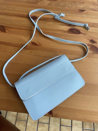 Vegane Handtasche von Rossis Hellblau, NEU, 3 Fächer