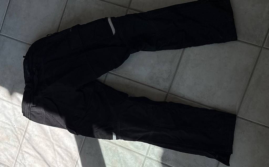 Pantalons: DIFI Motorradhose Gr. 48 mit SAS-TEC Protektoren – D'occasion à Walenstadt par Manow3 4