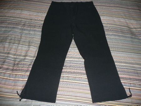Hose 7/8 lang in schwarz Gr. 38