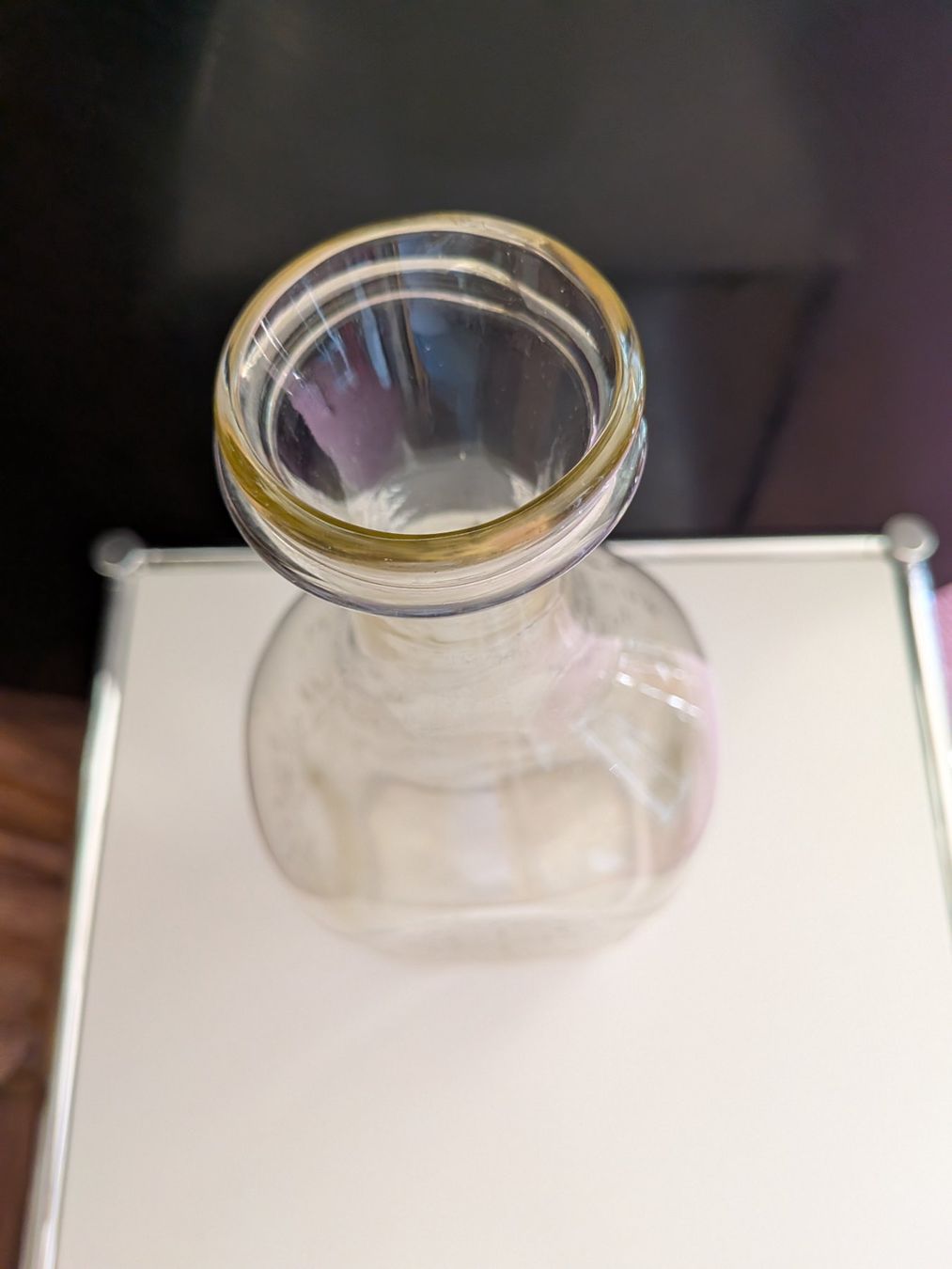 Bottiglie: Antike Flasche, Glasflasche, ev. Taufflasche ? – Usato da Emmen venduto da Brockofsky 1