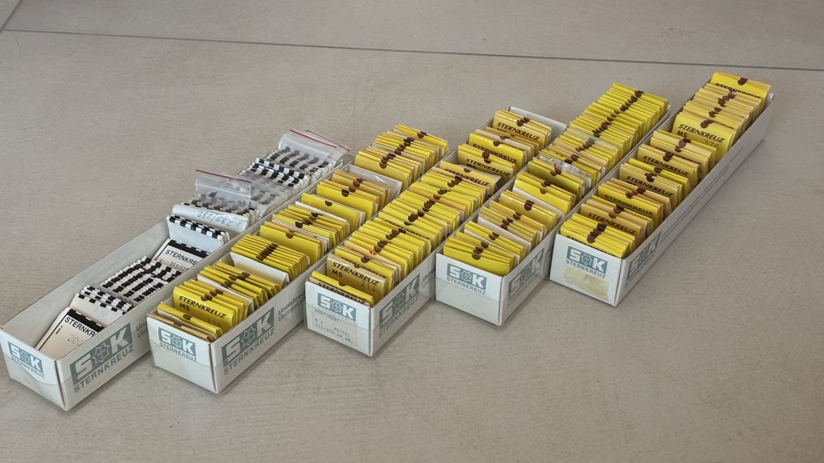 Montres: Lot Mineralgläser Sortiment – Neuf (Voir description) à Rüti b. Büren par CenicAG 6