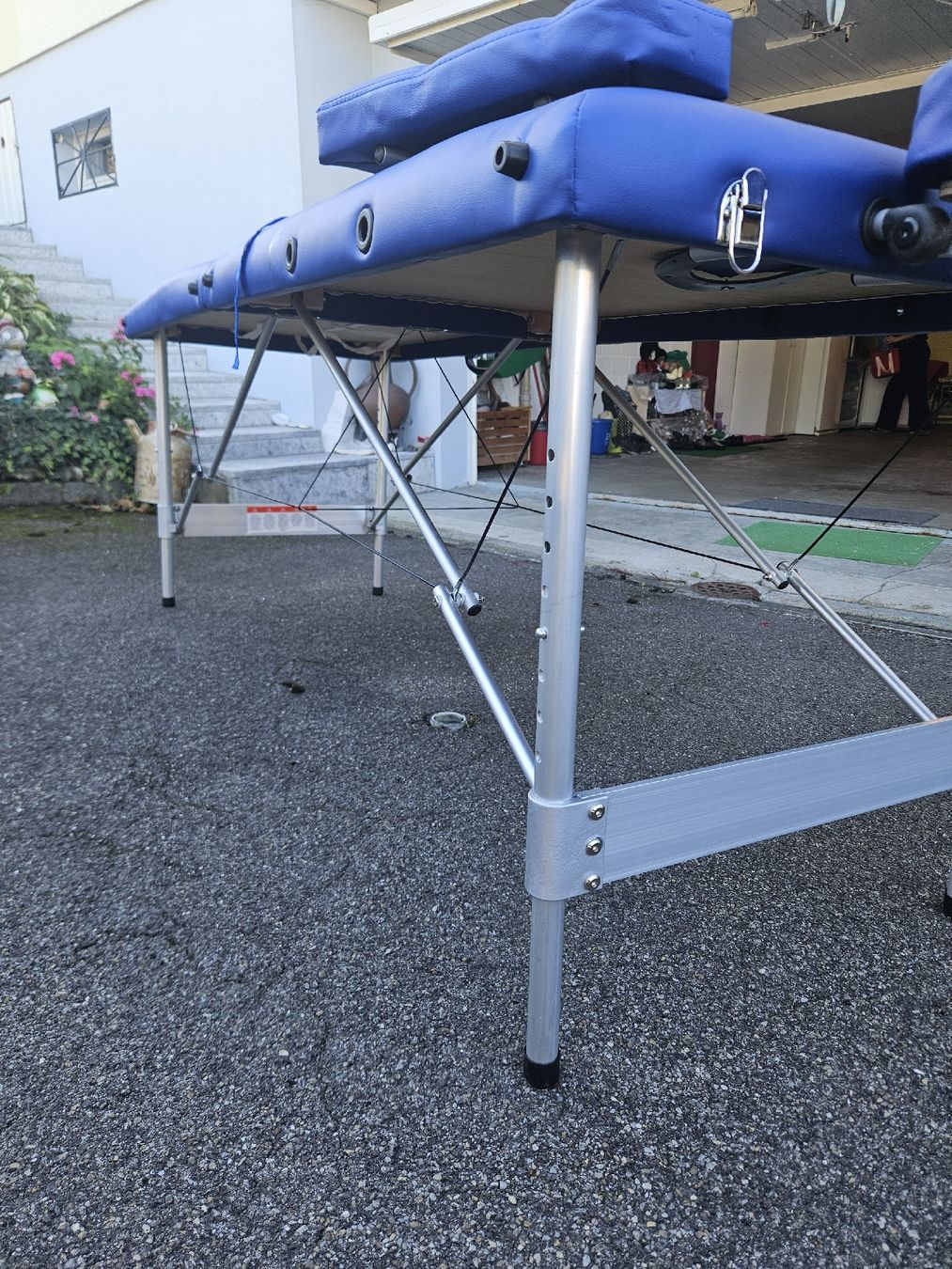 Dispositivi per massaggi: klappbar Massage Bett – Usato da Riedt b. Erlen venduto da bluerunner 1