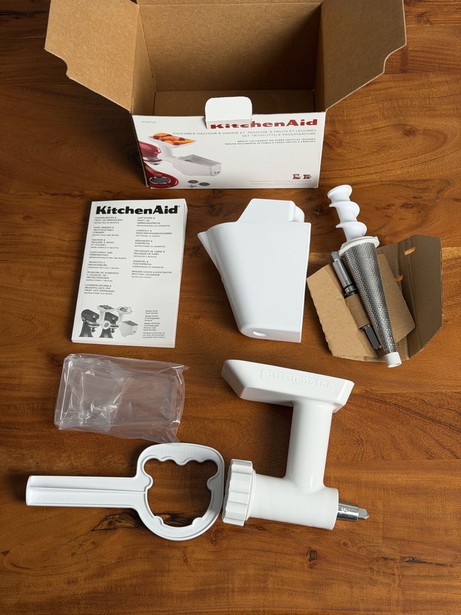 Cucine complete: KitchenAid Fleischwolf & Pürieraufsatz 5FVSFGA Set – Nuovo (secondo la descrizione) da Gossau SG venduto da Alex_Tech 1