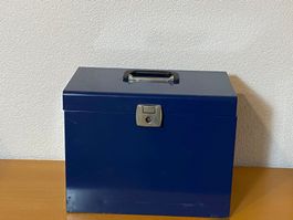 Aktenkoffer Box blech vintage Archiv