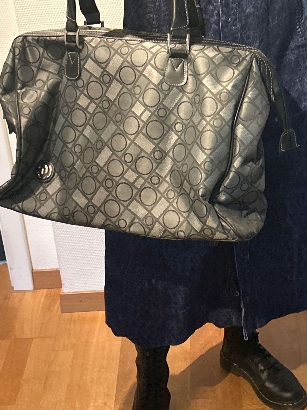 Borse da donna: Designer Cassini Tasche – Nuovo (secondo la descrizione) da Feuerthalen venduto da Anna_Swift
