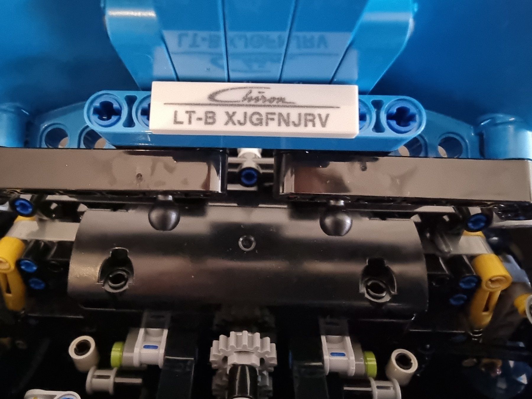 Lego Kit di costruzioni: Lego Technic 42083 Bugatti Chiron - état impeccable, complet – Nuovo (secondo la descrizione) da Charmey (Gruyère) venduto da winner-winner 7