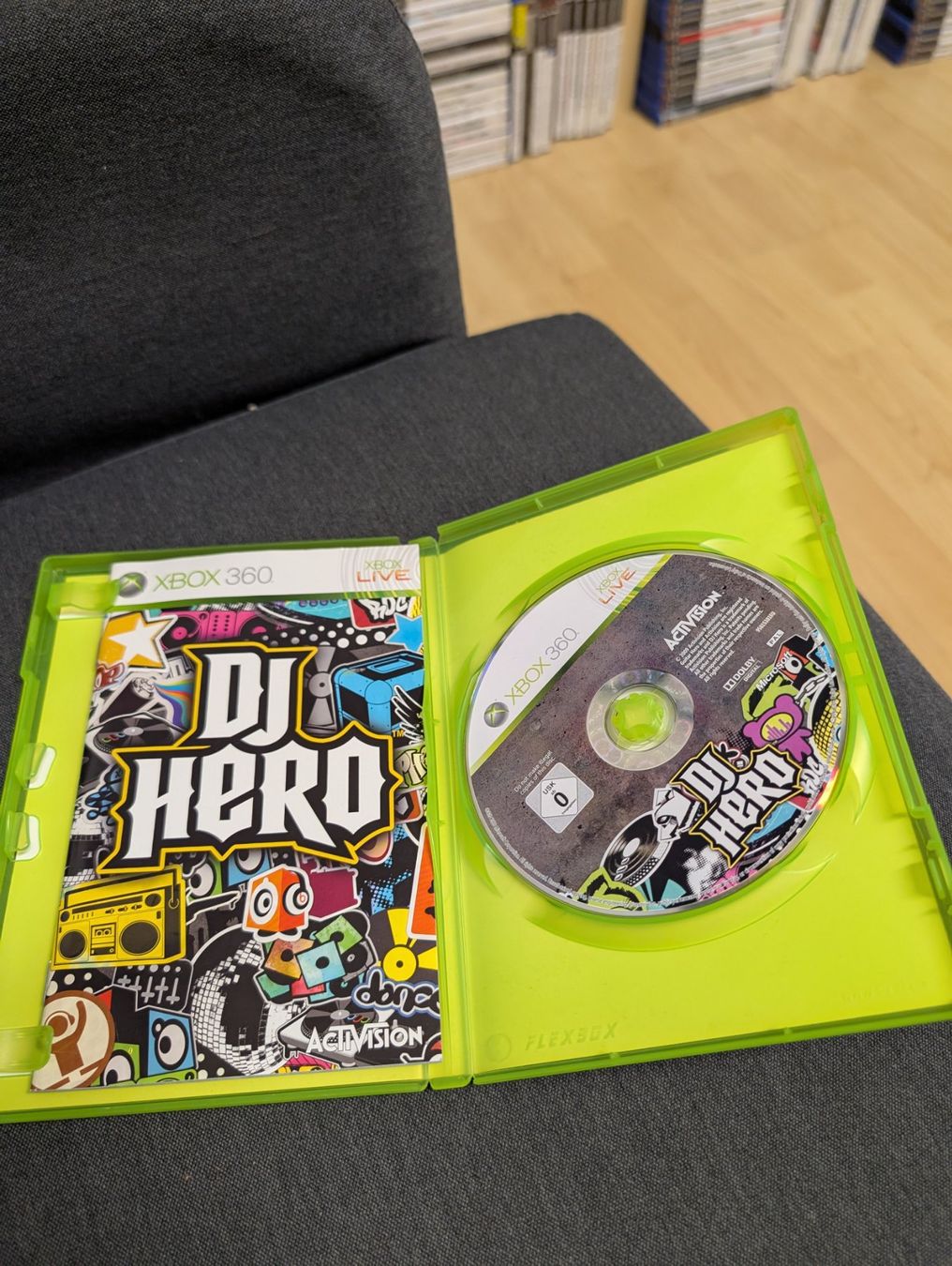 Giochi: DJ hero Microsoft Xbox 360 – Usato da Giubiasco venduto da Ticinerd 2