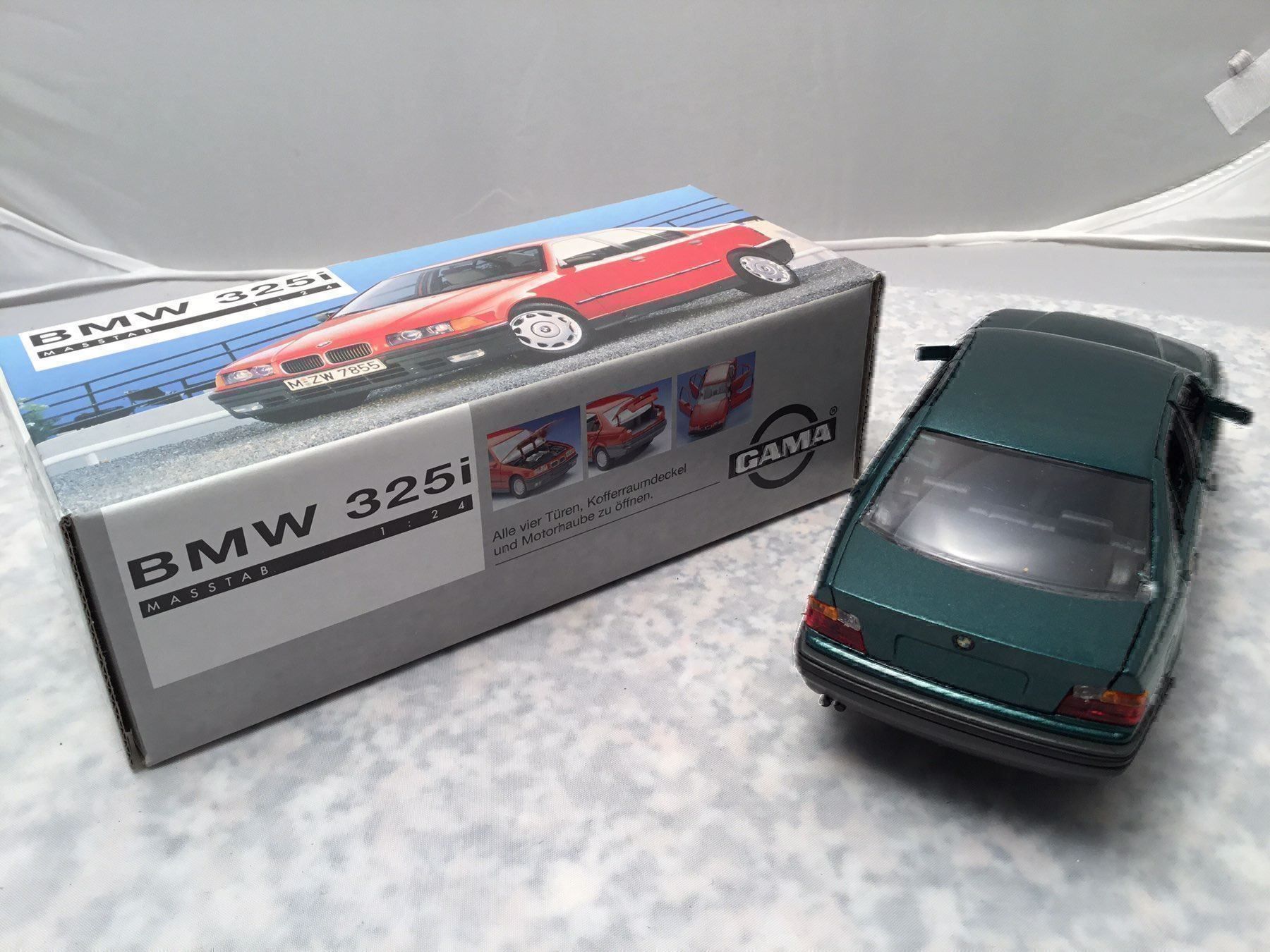 BMW Modellini d'auto: BMW 3er Reihe ( E36 ) – Nuovo e nell'imballaggio originale da Erlenbach im Simmental venduto da Model_box 7