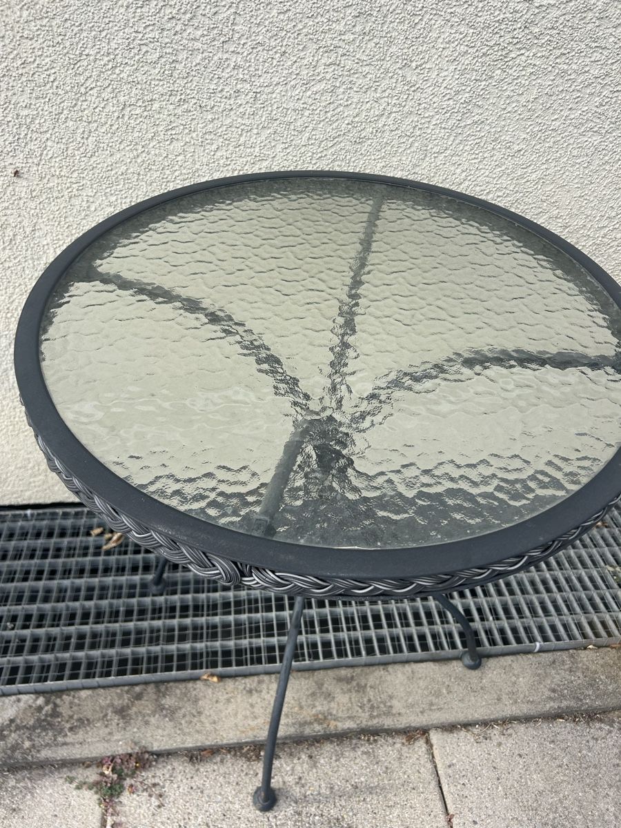 Tische: Garten tisch klein – Gebraucht aus Niederried b. Kall von NicoleS25