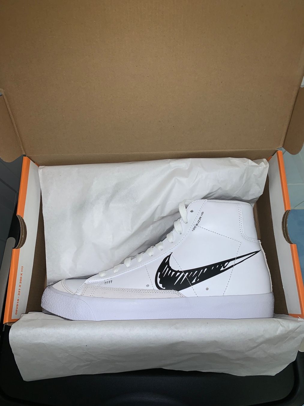 Nike Scarpe da uomo: Nike Blazer Mid 77 Grösse EU 43 – Nuovo e nell'imballaggio originale da Tuggen venduto da Kawest0 5