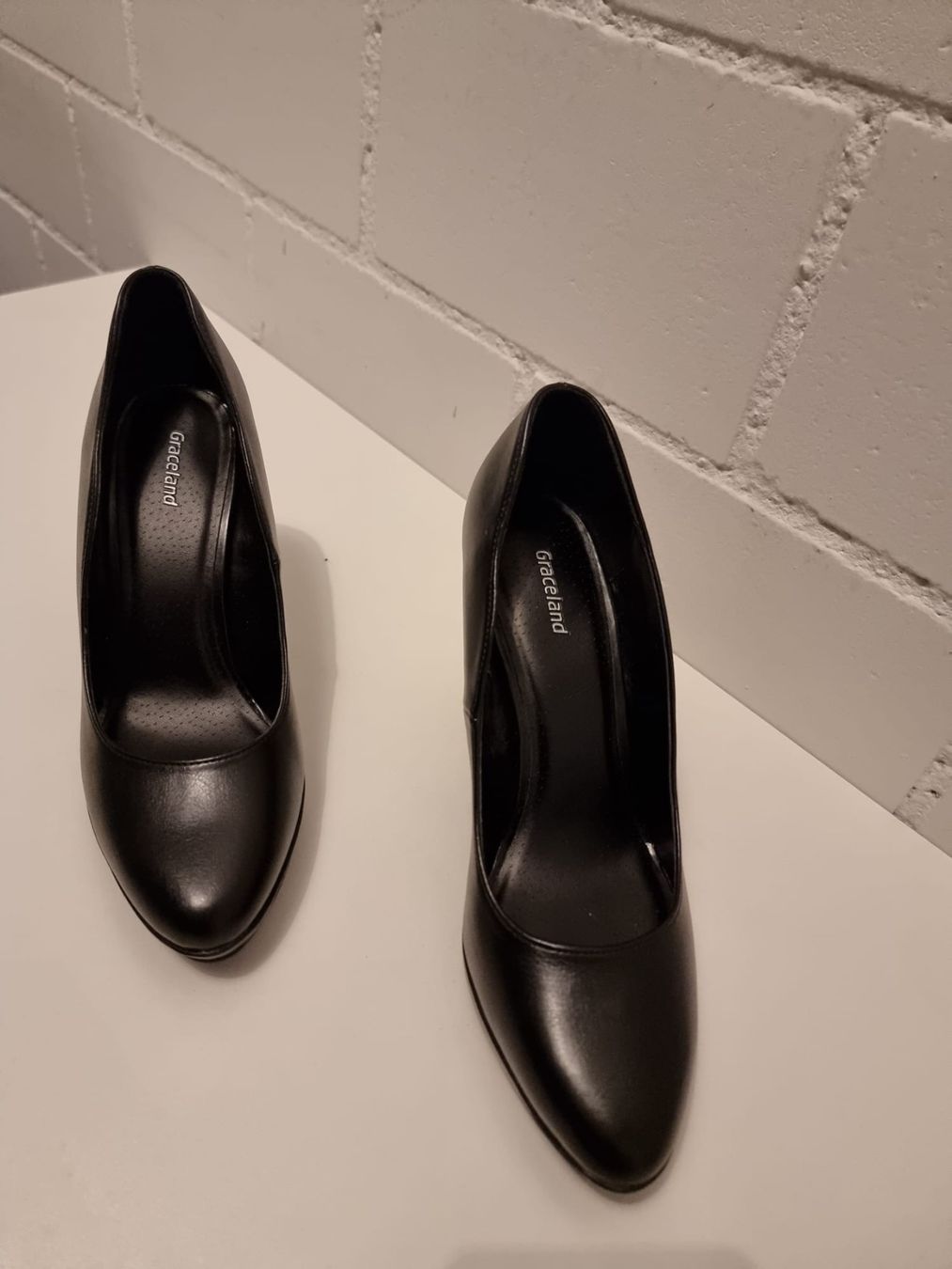 Scarpe da donna: Pumps Grösse 39 – Usato da Weiach venduto da LemonJuice1995 1